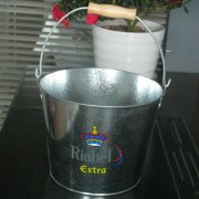 Metal Pails Suppliers