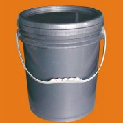 5 gallon plastic buckets